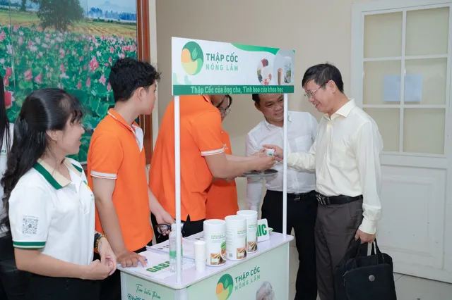 Khán phòng talkshow Sustainable Future 6